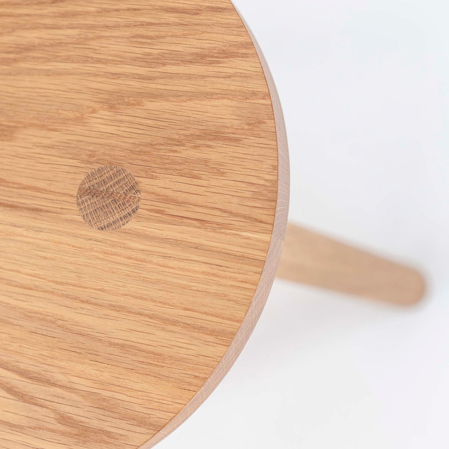 Tambootie Stool Table