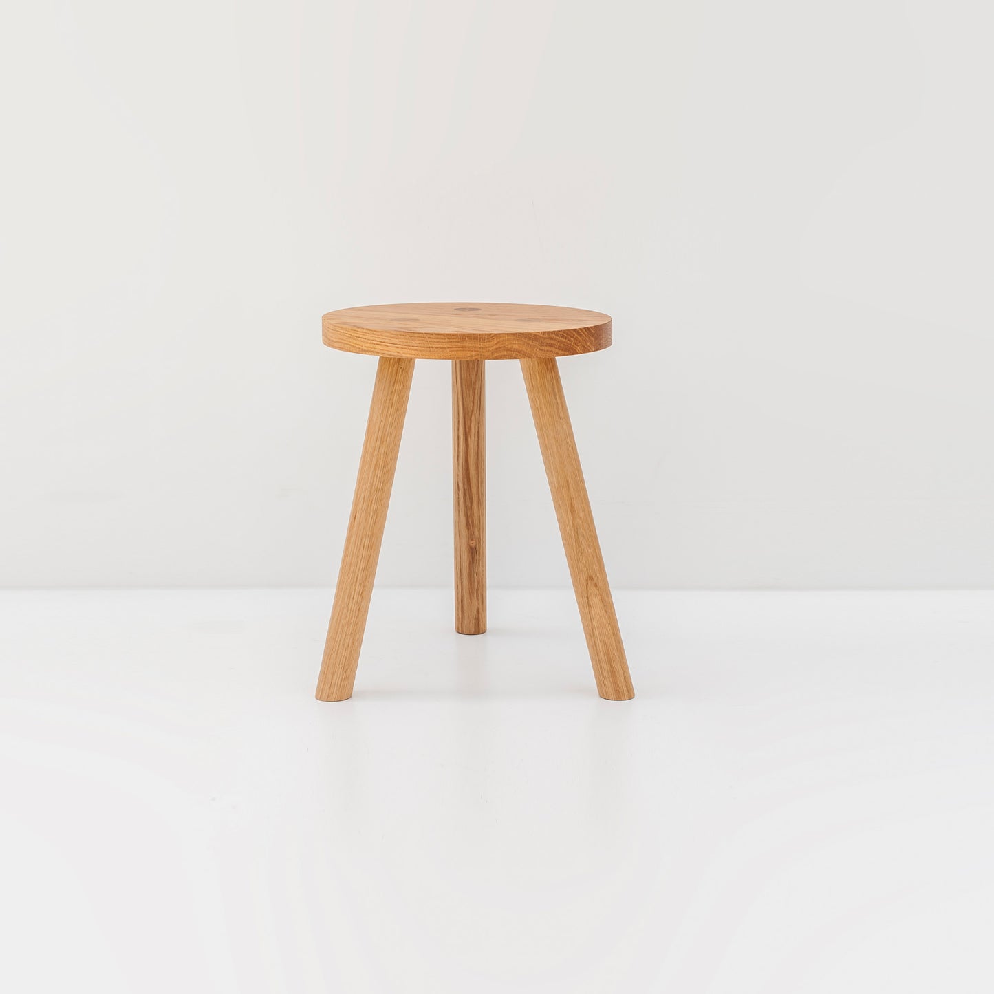 Tambootie Stool Table