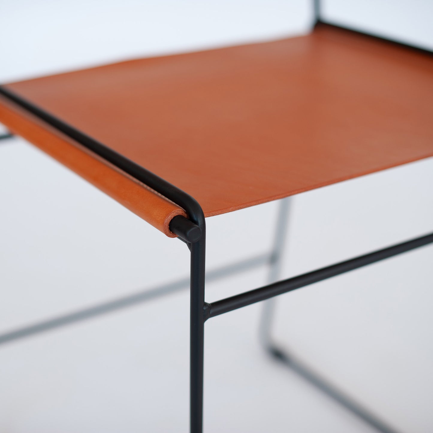 Major Chair | Pelle Tan Leather w/ Black Steel Base (Ex Display Stock)